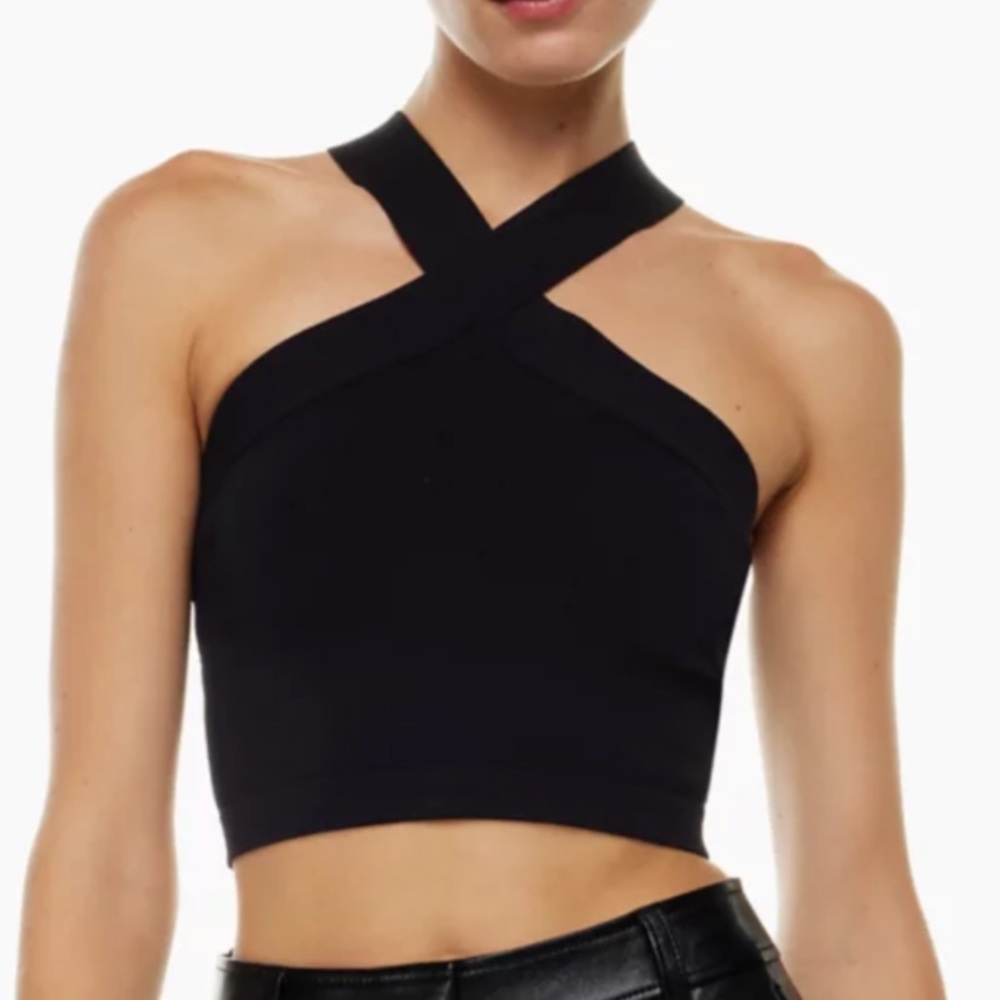 Aritzia. Babaton. Sculpt Knit Criss Cross Cropped Tank